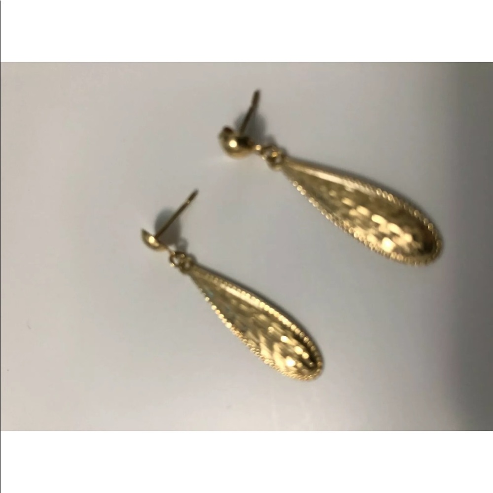 Earrings, Gold 14K, one Inch Dangle